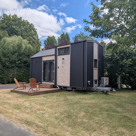 Rosemont Retreat By Tiny Away *